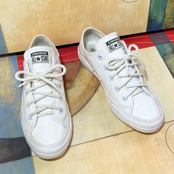 WOMEN'S CONVERSE CHUCK TAYLOR ALL STAR MONO LEATHER WHITE SHOES SIZE 6 SNEAKERS - Picture 2 of 6